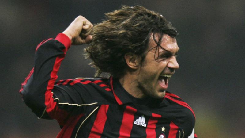 Hậu vệ xuất sắc nhất thế giới - Paolo Maldini